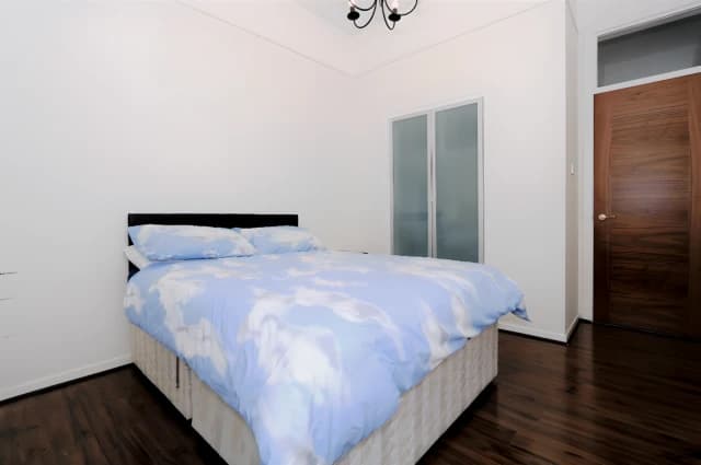 2Bedrooms, 1Bathrooms