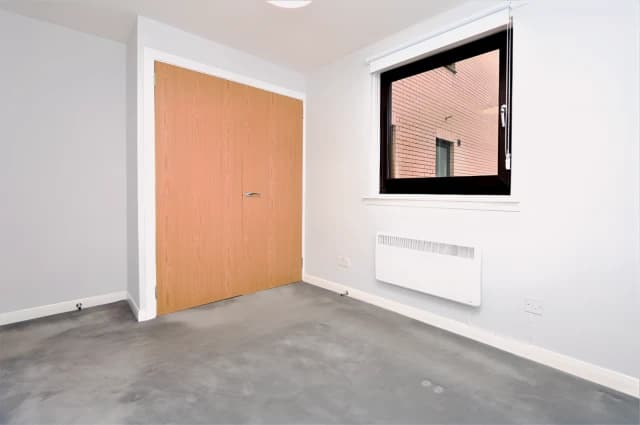 2Bedrooms, 1Bathrooms