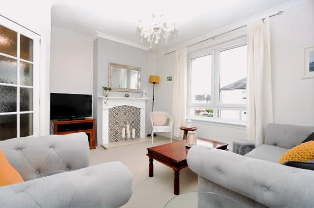3Bedrooms, 1Bathrooms