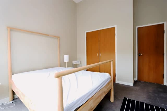 1Bedrooms, 1Bathrooms