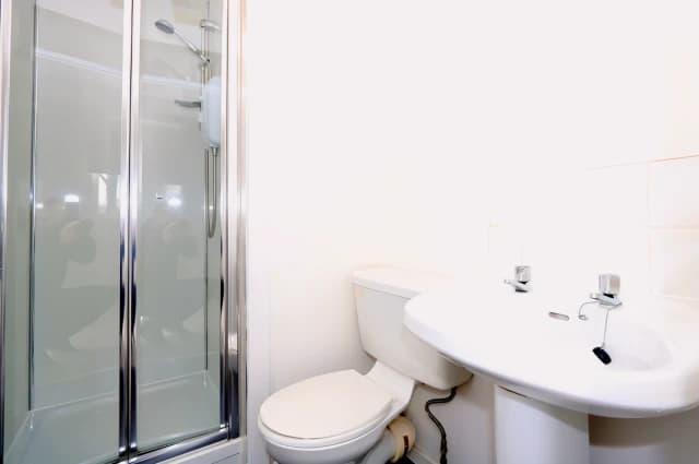 2Bedrooms, 2Bathrooms