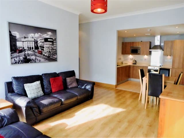 2Bedrooms, 2Bathrooms