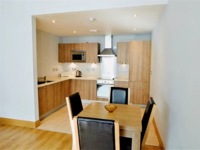 2Bedrooms, 2Bathrooms
