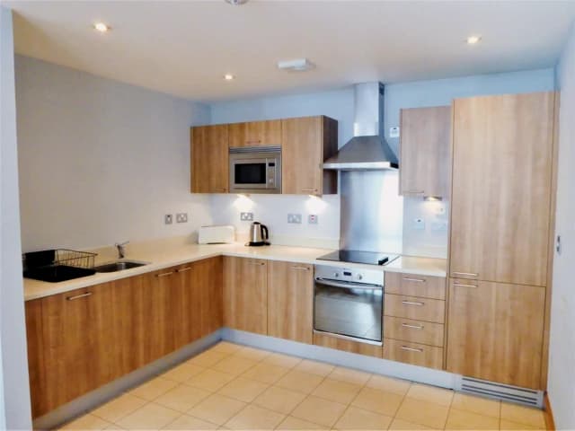 2Bedrooms, 2Bathrooms