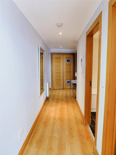 2Bedrooms, 2Bathrooms