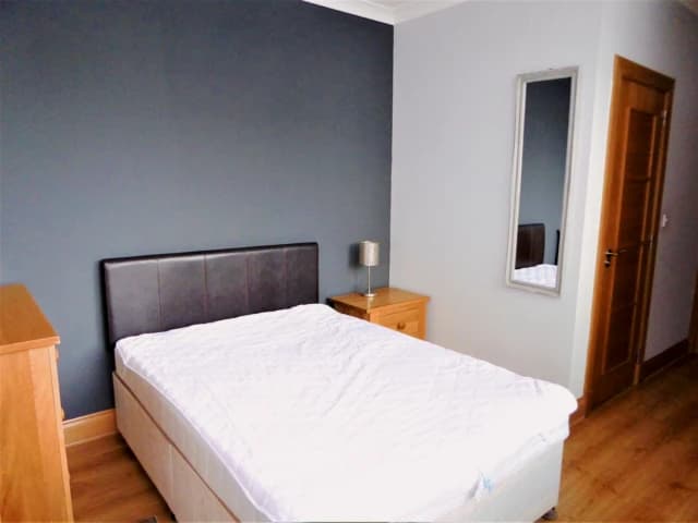 2Bedrooms, 2Bathrooms