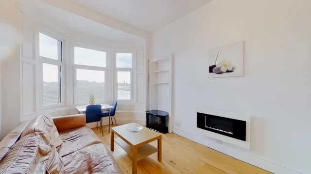 2Bedrooms, 1Bathrooms