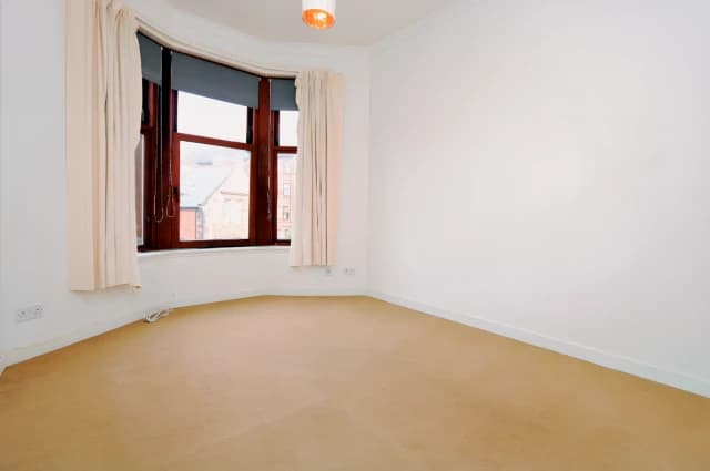 2Bedrooms, 1Bathrooms