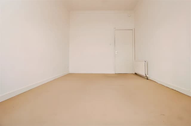 2Bedrooms, 1Bathrooms