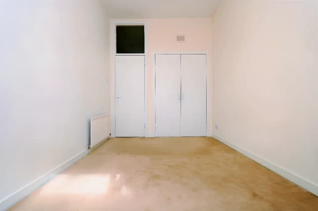 2Bedrooms, 1Bathrooms