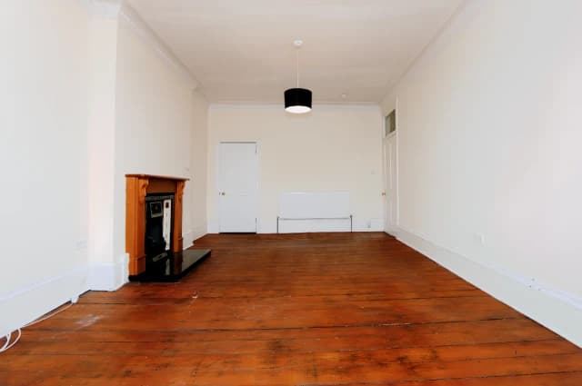 2Bedrooms, 1Bathrooms