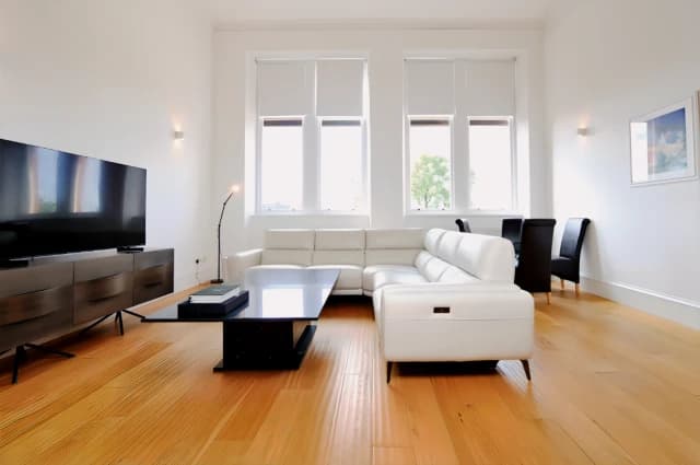 2Bedrooms, 2Bathrooms