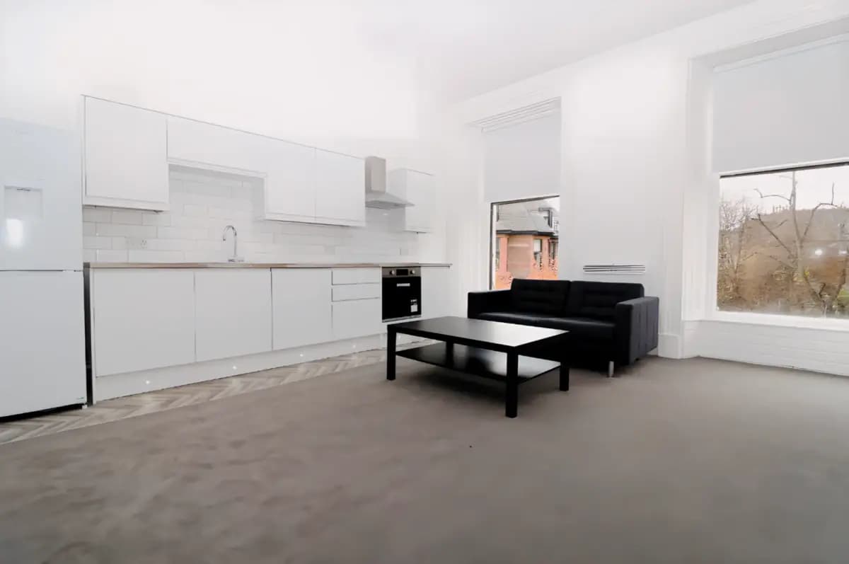 Victoria Crescent Road, G12 9DE