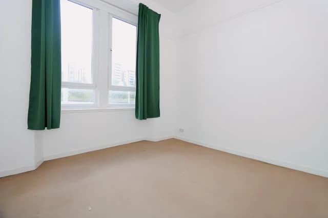2Bedrooms, 1Bathrooms