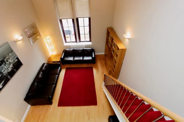 2Bedrooms, 1Bathrooms