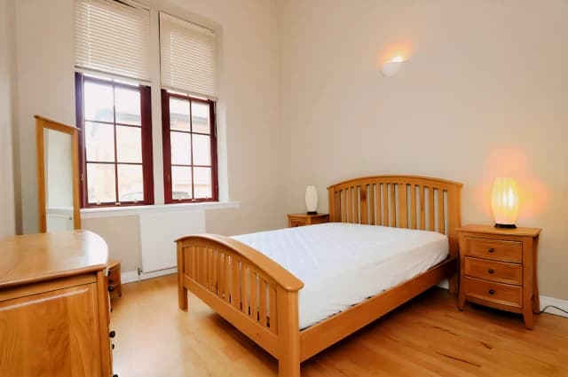 2Bedrooms, 1Bathrooms
