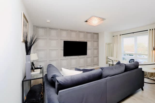 2Bedrooms, 2Bathrooms