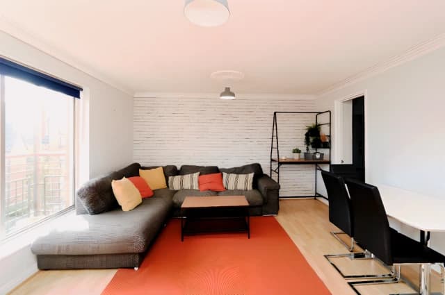 2Bedrooms, 2Bathrooms