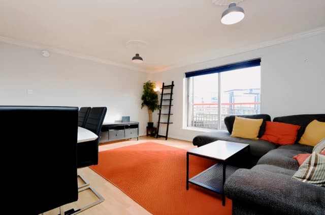 2Bedrooms, 2Bathrooms