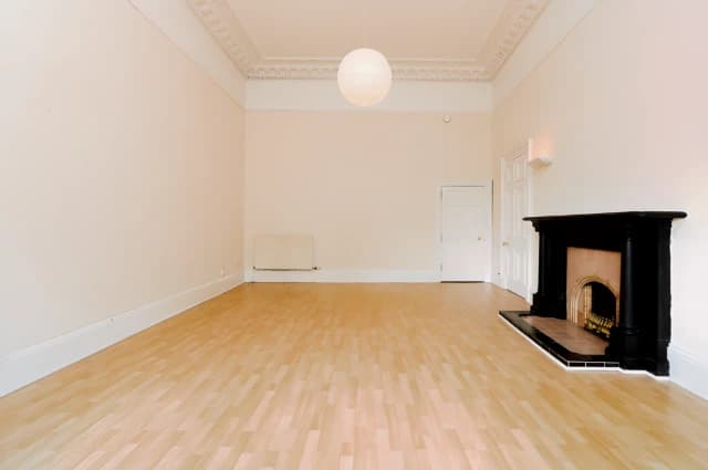 1Bedrooms, 2Bathrooms