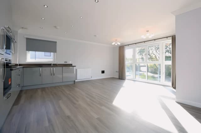 2Bedrooms, 2Bathrooms
