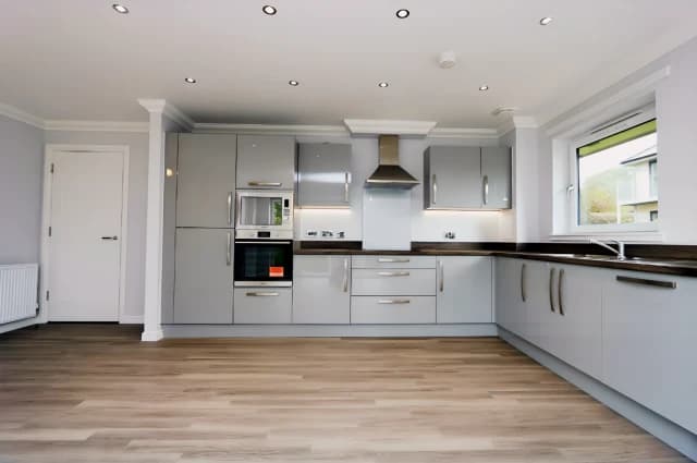 2Bedrooms, 2Bathrooms