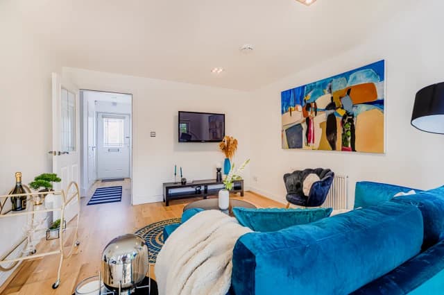 3Bedrooms, 3Bathrooms