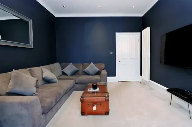 3Bedrooms