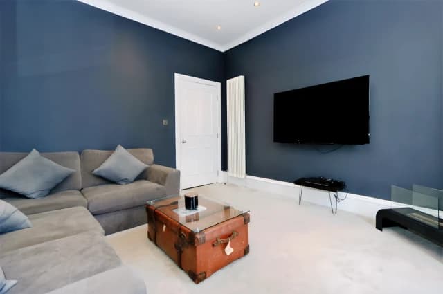 3Bedrooms