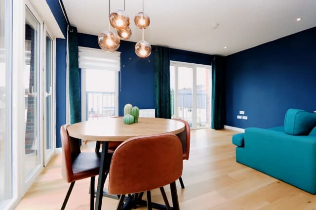 1Bedrooms, 1Bathrooms