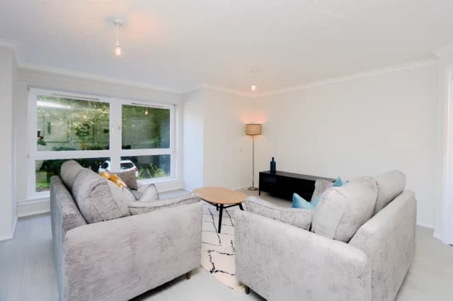 2Bedrooms, 2Bathrooms