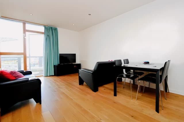 1Bedrooms, 1Bathrooms