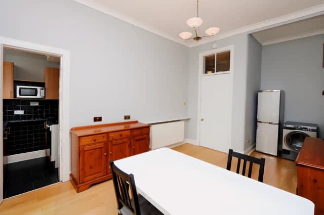 1Bedrooms, 1Bathrooms