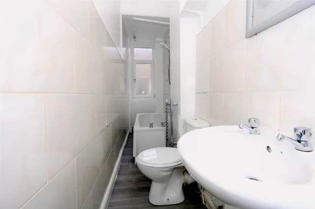 2Bedrooms