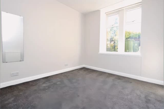 3Bedrooms, 2Bathrooms