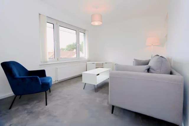 2Bedrooms, 1Bathrooms