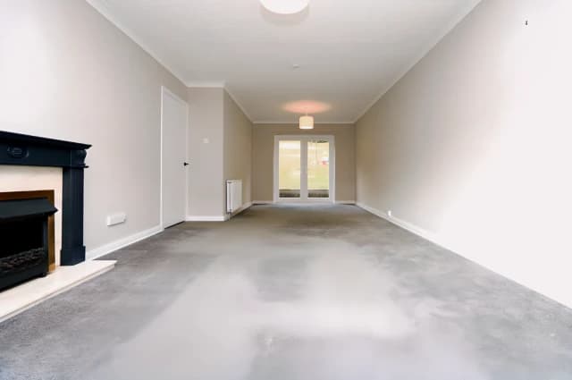 2Bedrooms, 1Bathrooms