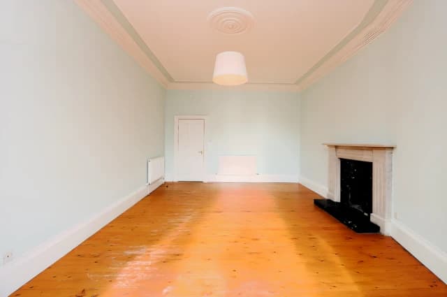 3Bedrooms, 2Bathrooms