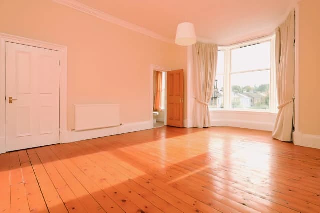 3Bedrooms, 2Bathrooms