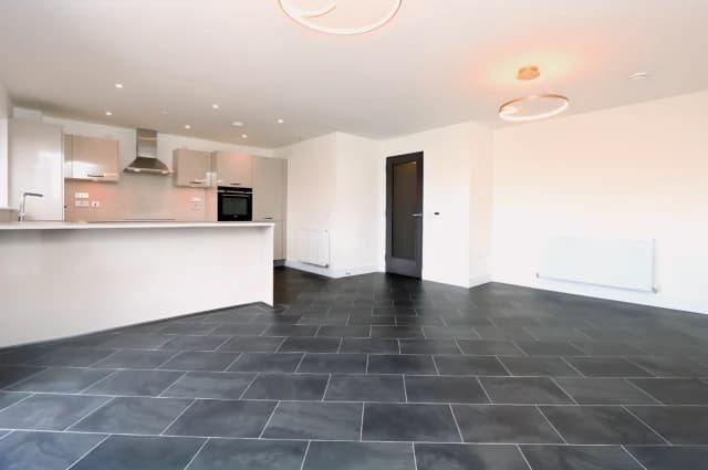 2Bedrooms, 2Bathrooms