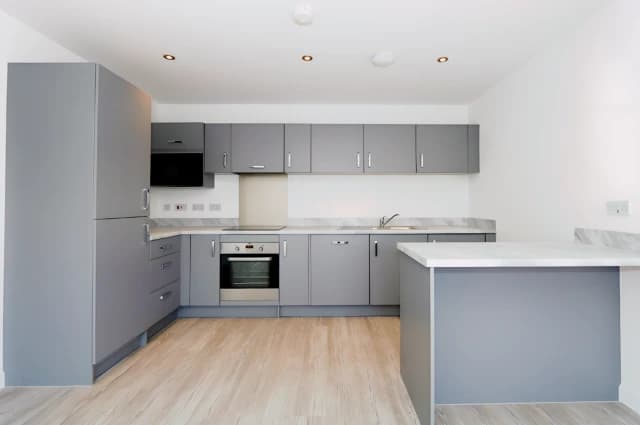 2Bedrooms, 2Bathrooms