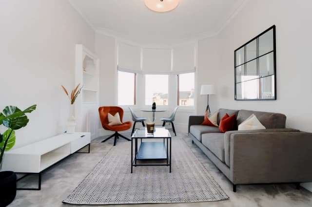 1Bedrooms, 1Bathrooms