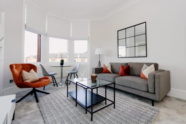 1Bedrooms, 1Bathrooms