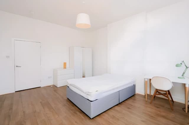2Bedrooms, 1Bathrooms