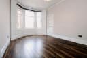 2Bedrooms, 1Bathrooms