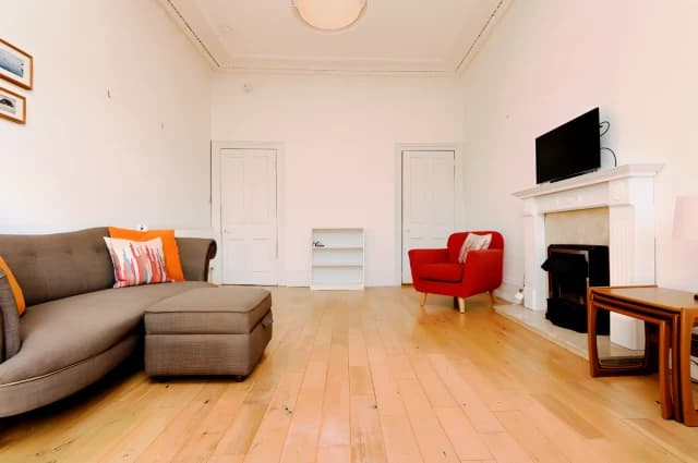 3Bedrooms, 1Bathrooms