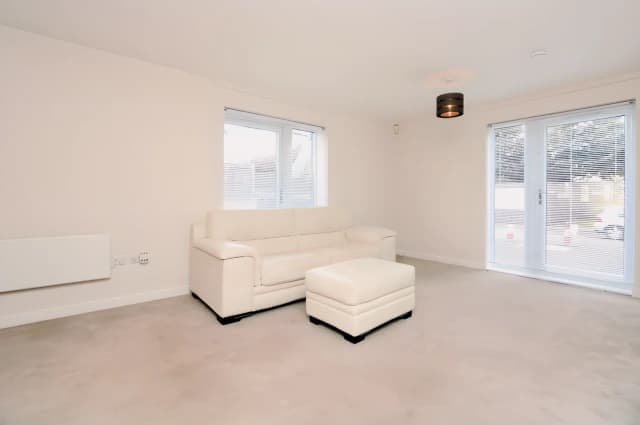 2Bedrooms, 2Bathrooms