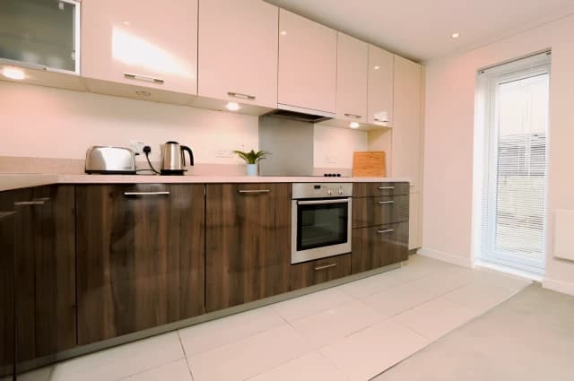 2Bedrooms, 2Bathrooms