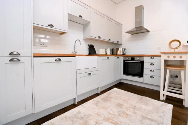 1Bedrooms, 1Bathrooms