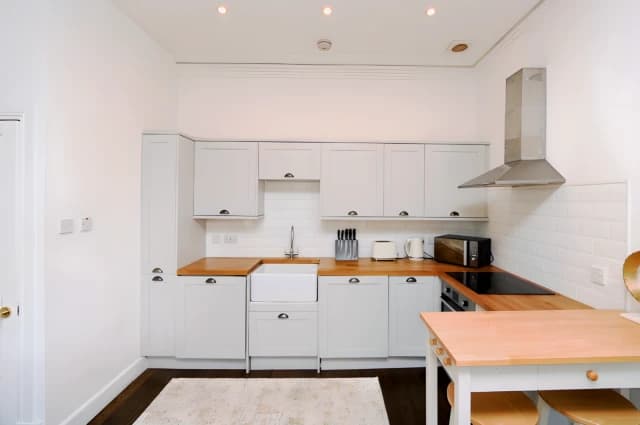 1Bedrooms, 1Bathrooms